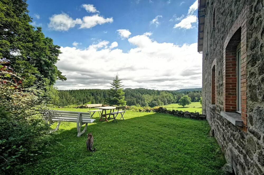 Photo of Outdoor in Saint-Romain-Lachalm
