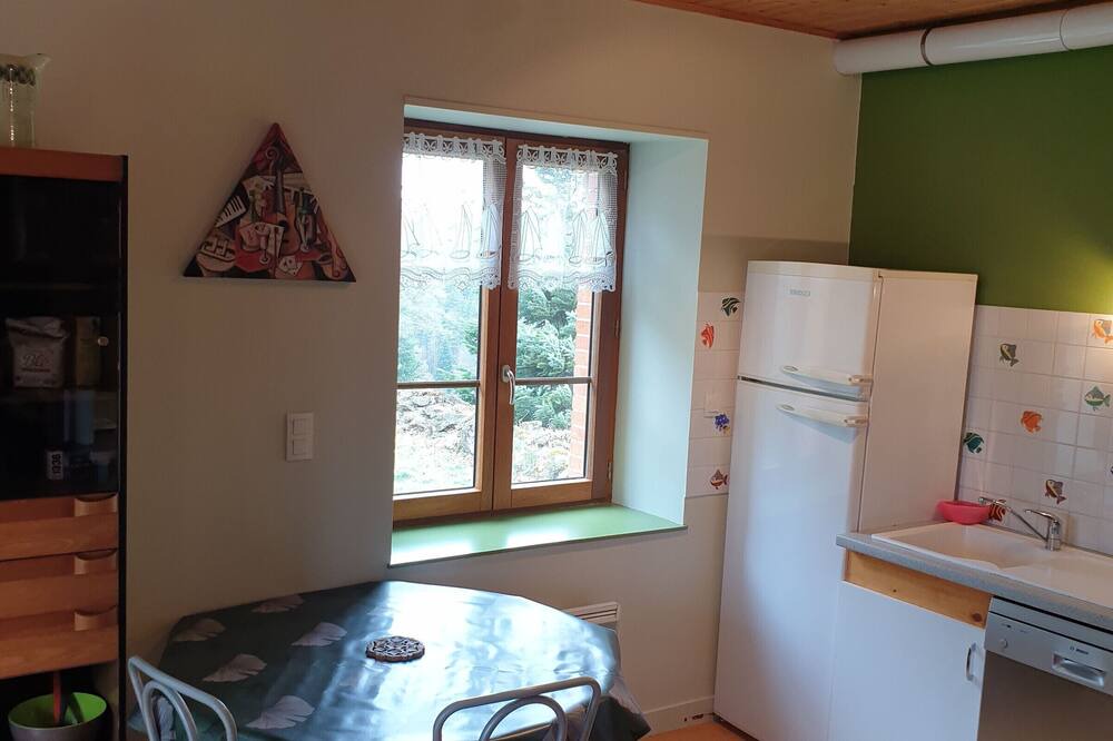 Photo of Kitchen in Saint-Romain-Lachalm