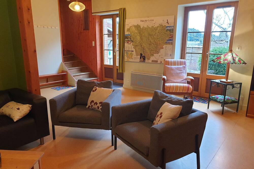 Photo of Livingroom in Saint-Romain-Lachalm