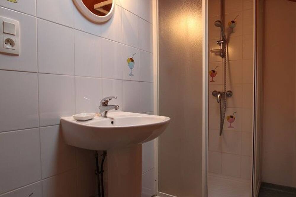 Photo of Bathroom in Saint-Romain-Lachalm