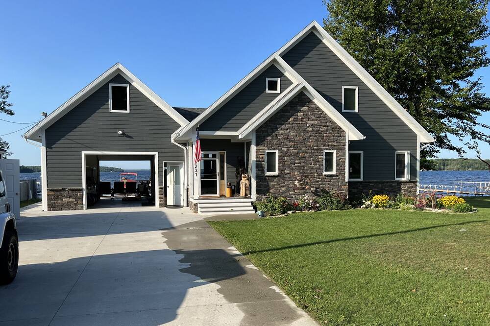 Photo of Outdoor in Curtis