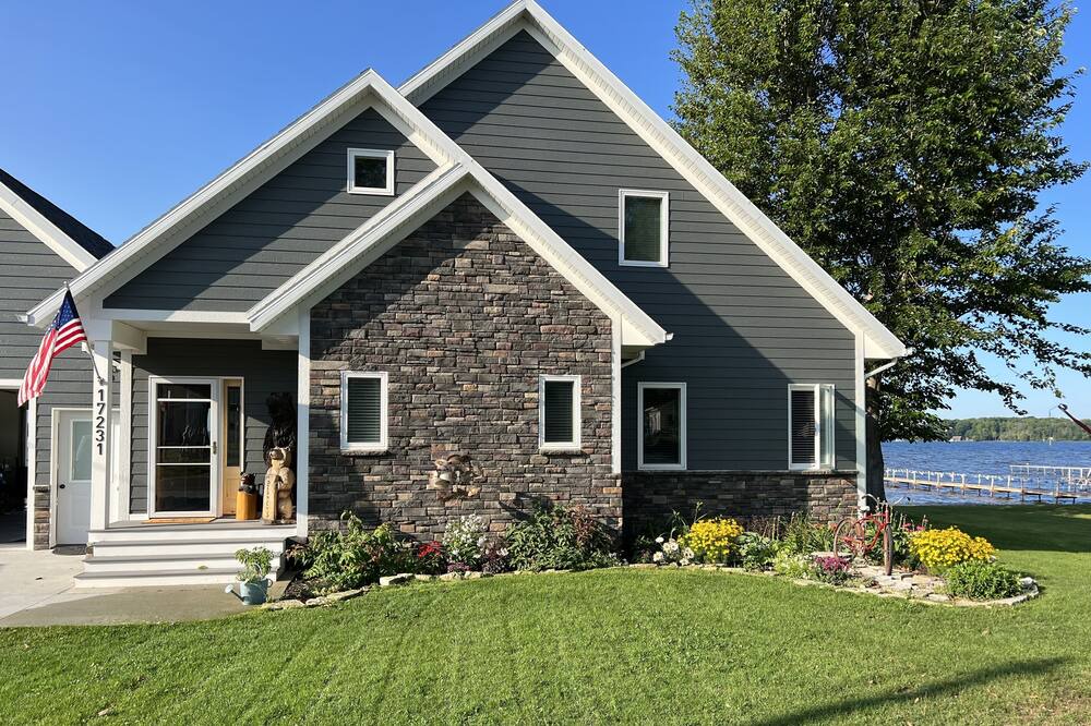 Photo of Outdoor in Curtis