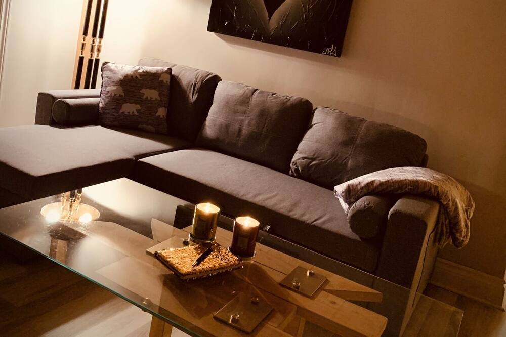 Photo of Livingroom in Morin Heights