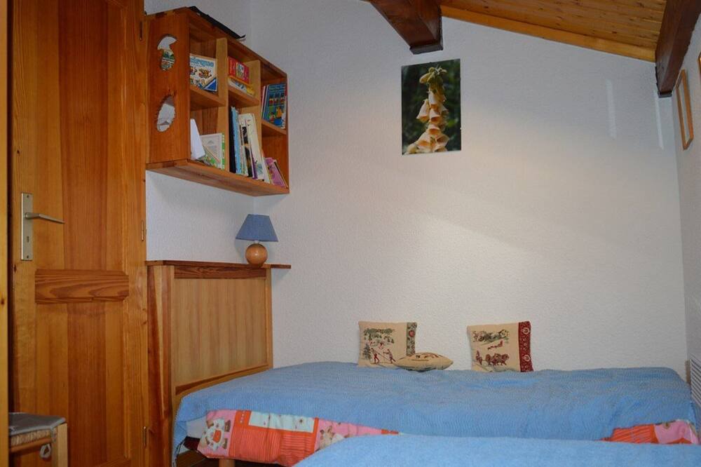 Photo of Bedroom in Pyrenees 2000