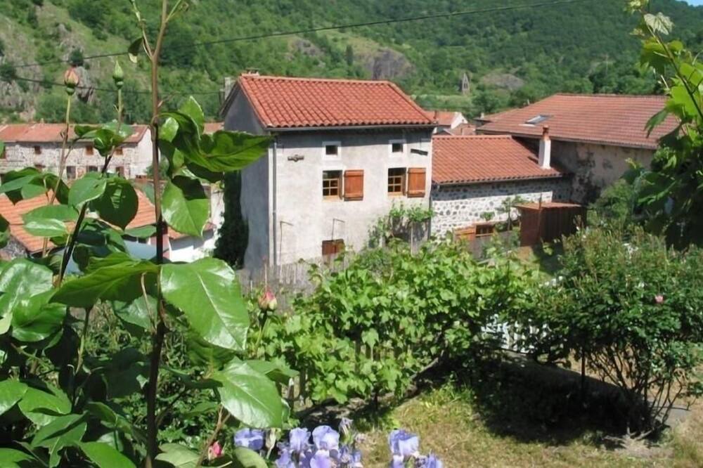 Photo of Outdoor in Saint-Julien-des-Chazes