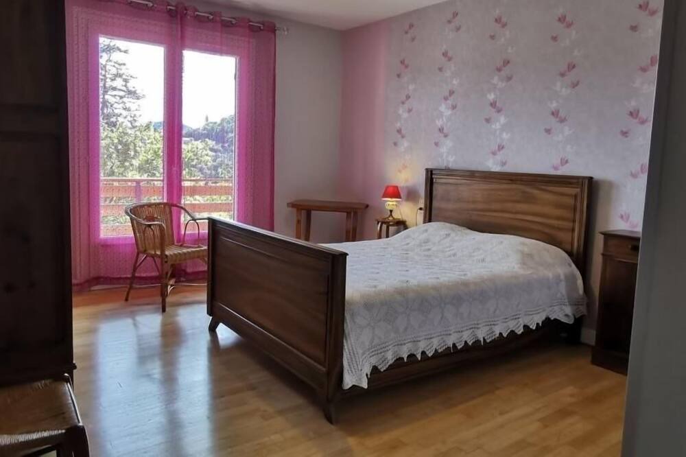 Photo of Bedroom in Aiguihe