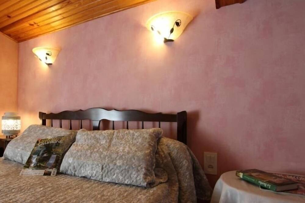 Photo of Bedroom in Auzon Communaute