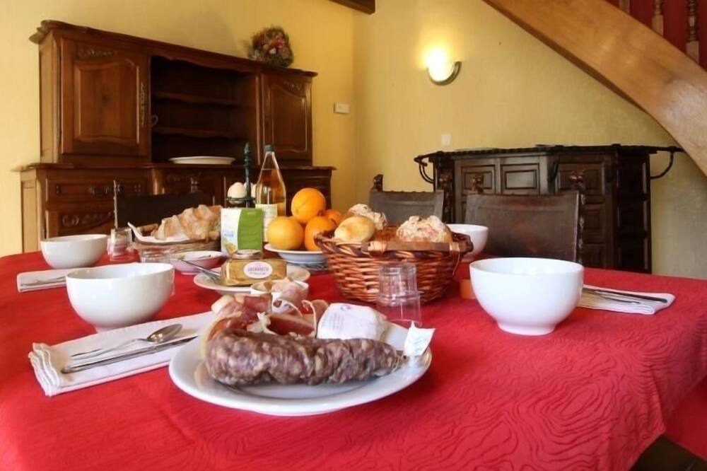 Photo of Kitchen in Auzon Communaute