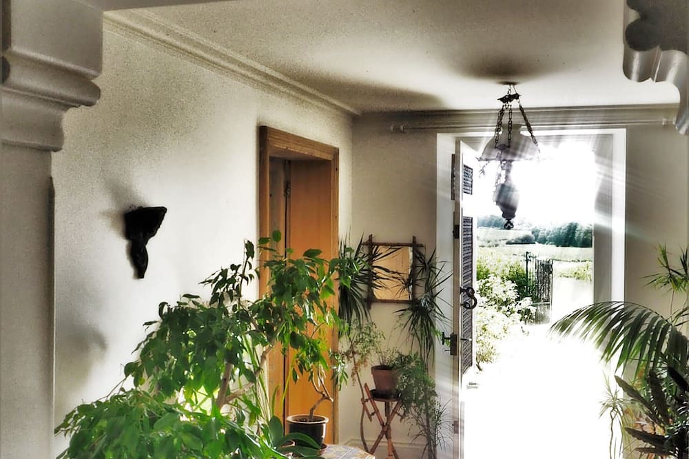 Photo of Others in Verac