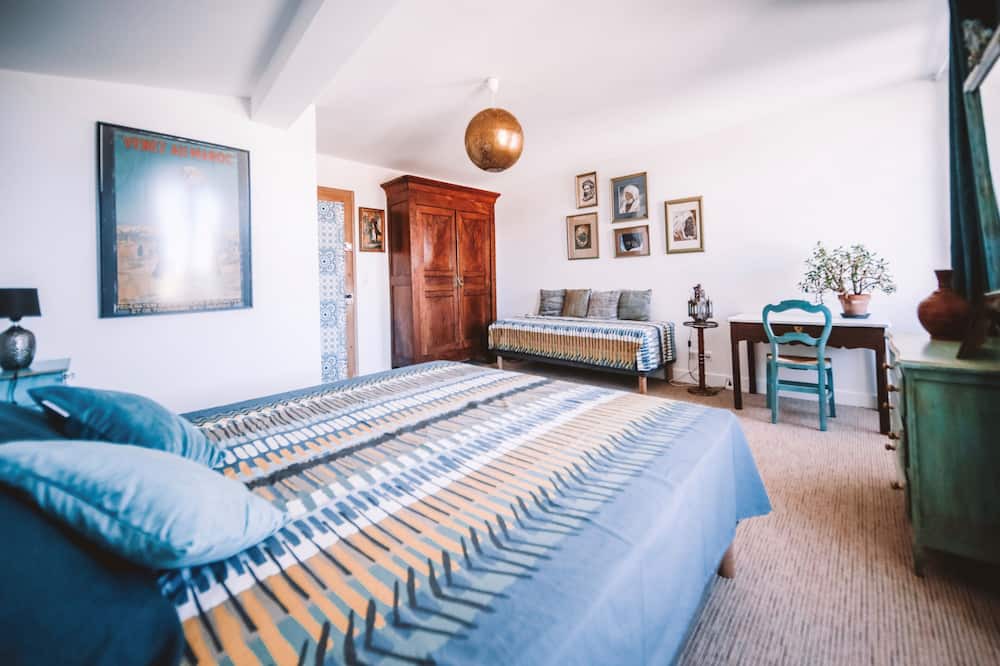 Photo of Bedroom in Verac