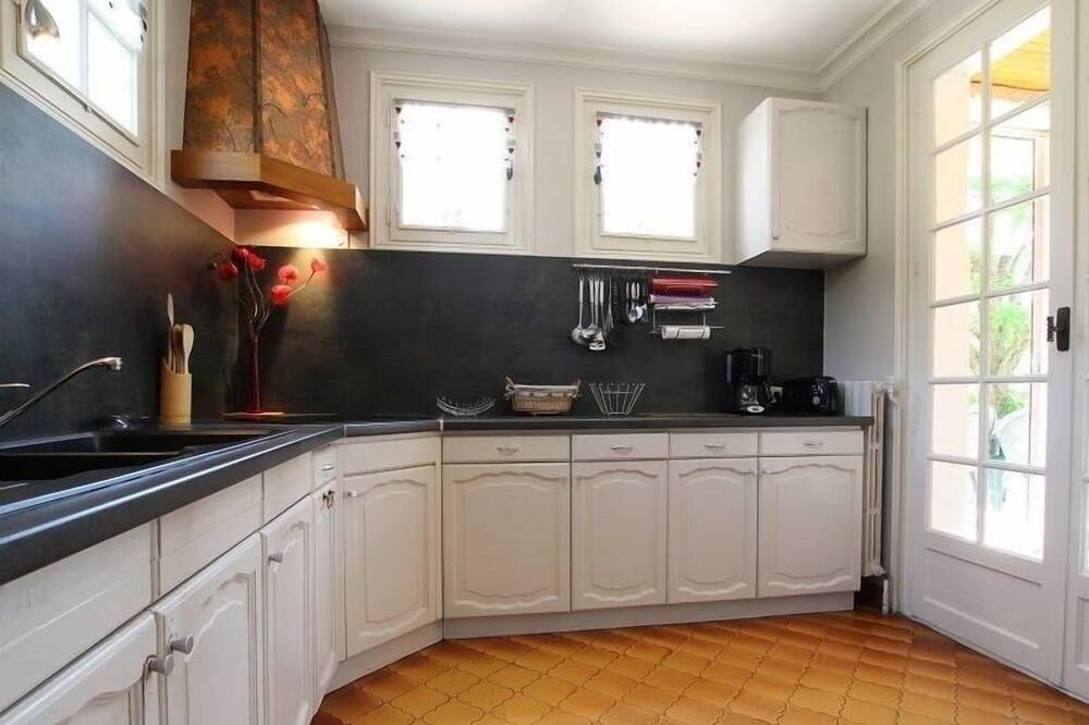 Photo of Kitchen in Arsac-en-Velay