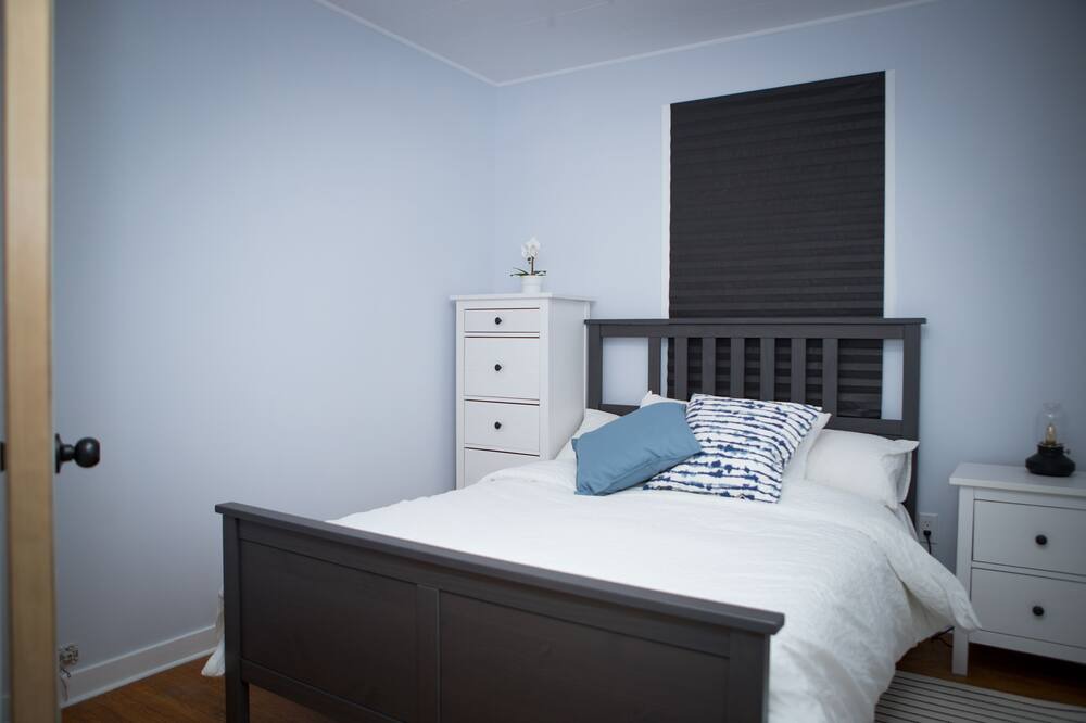 Photo of Bedroom in Clark's Harbour