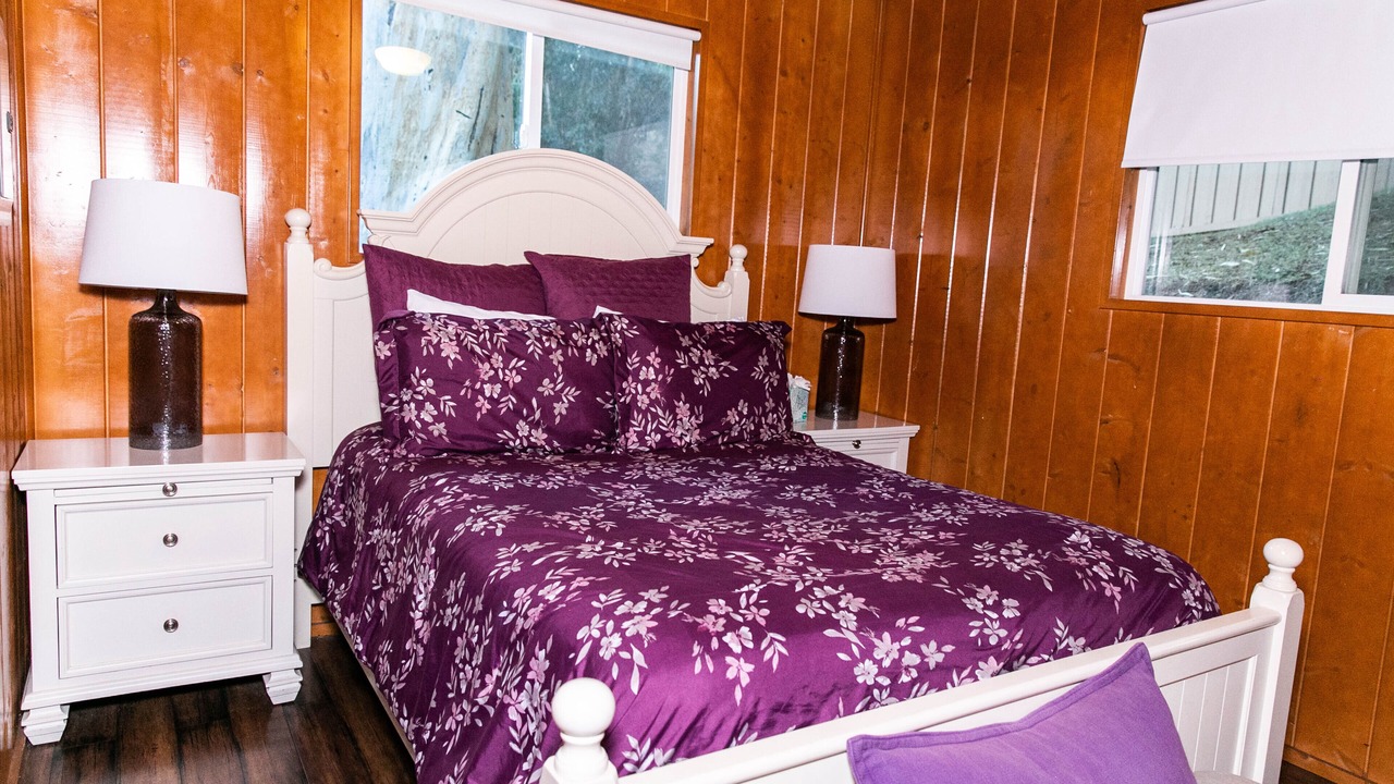Photo of Bedroom in San Pasqual Valley
