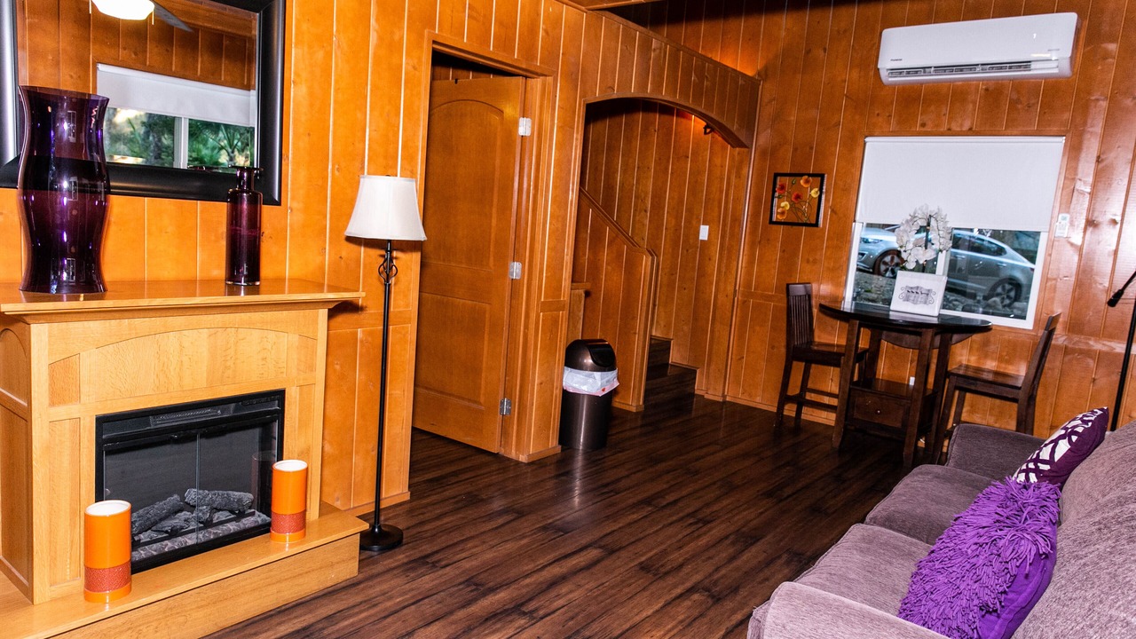 Photo of Livingroom in San Pasqual Valley