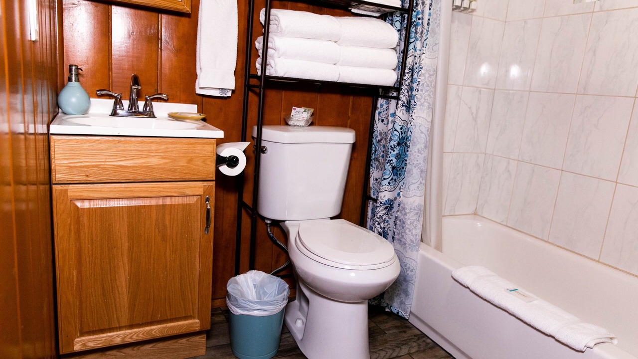 Photo of Bathroom in San Pasqual Valley