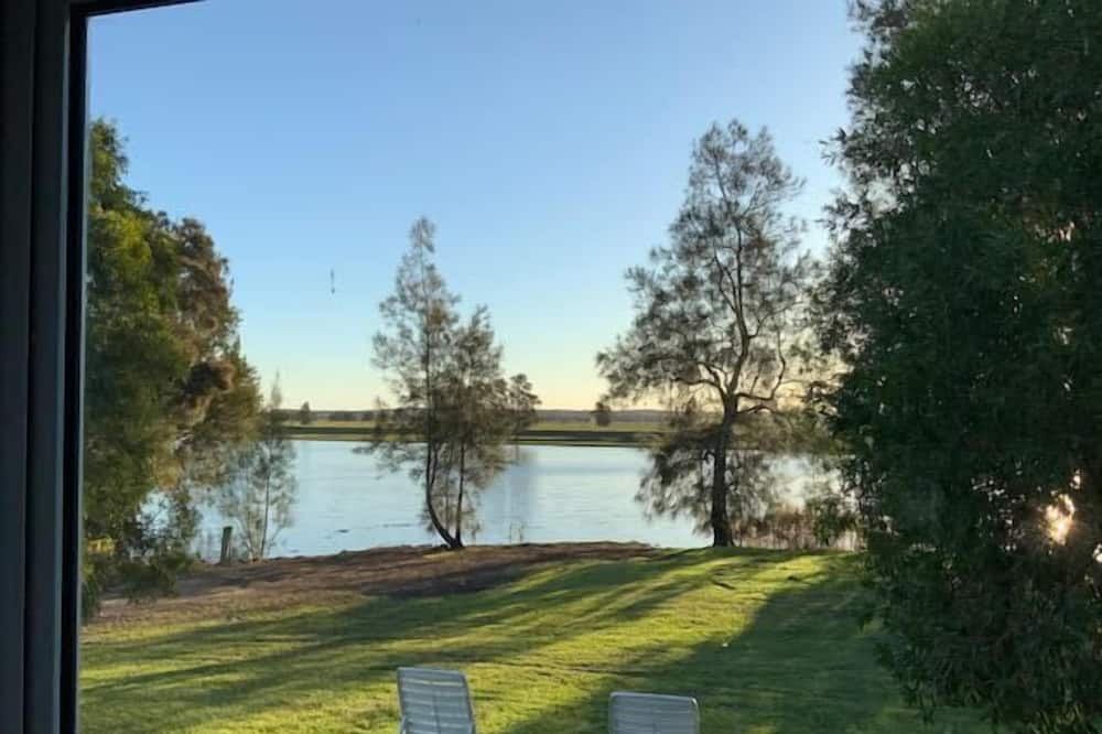 Photo of Others in Eagleton