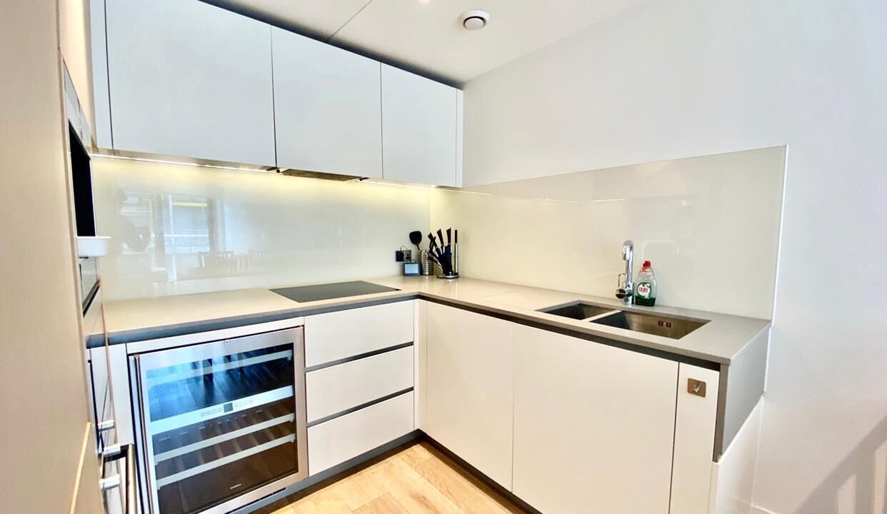 Photo of Others in Vauxhall