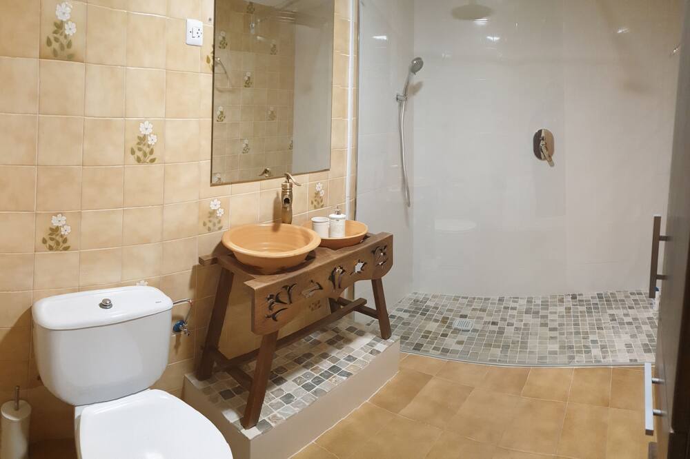 Photo of Bathroom in Santa Cruz de Moya