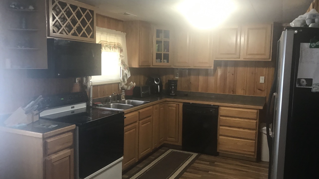Photo of Kitchen in St. Helen