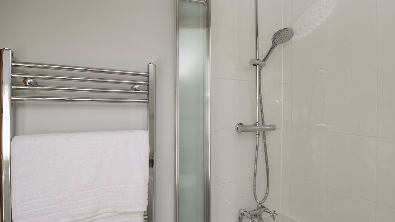 Photo of Others in South Leigh