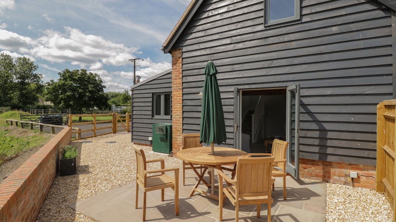 Photo of Patio Balcony in South Leigh