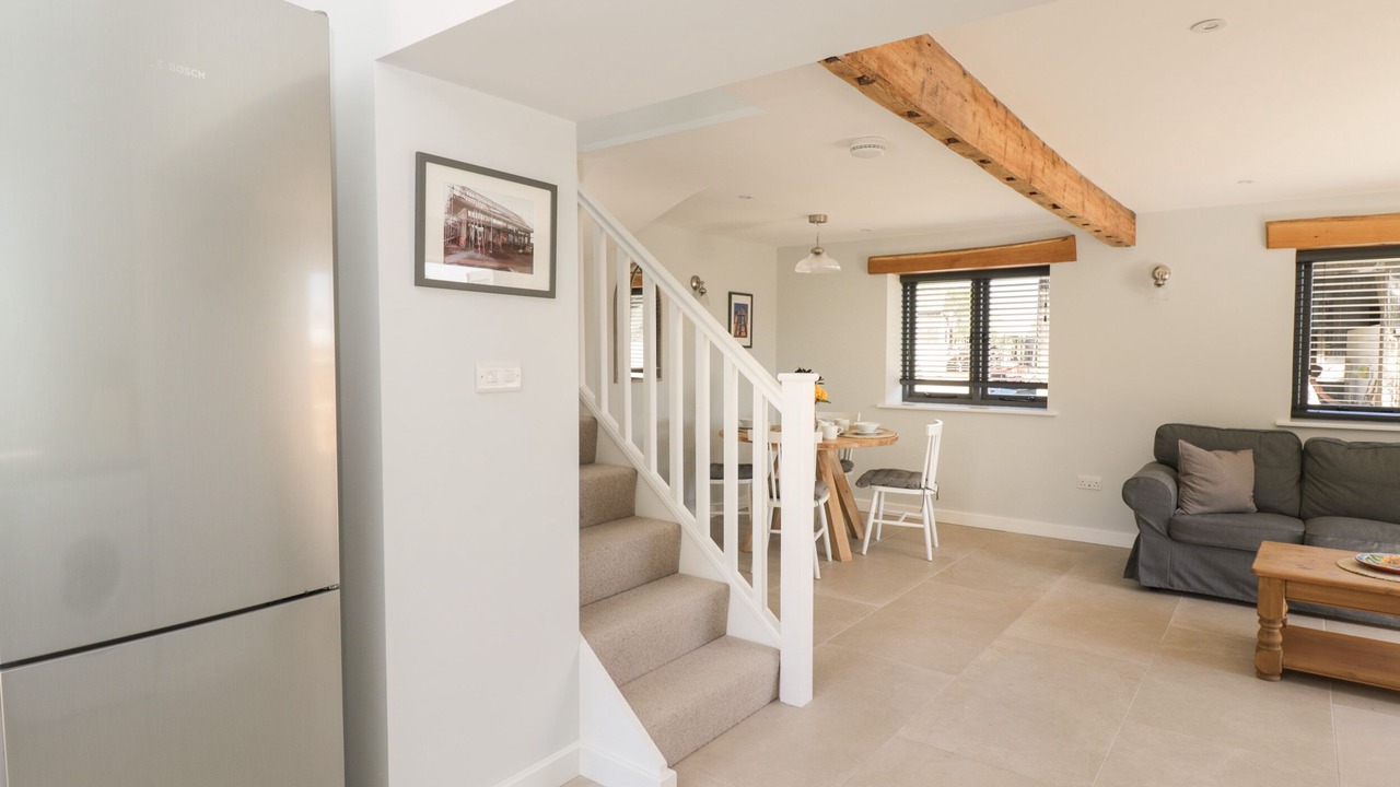 Photo of Others in South Leigh