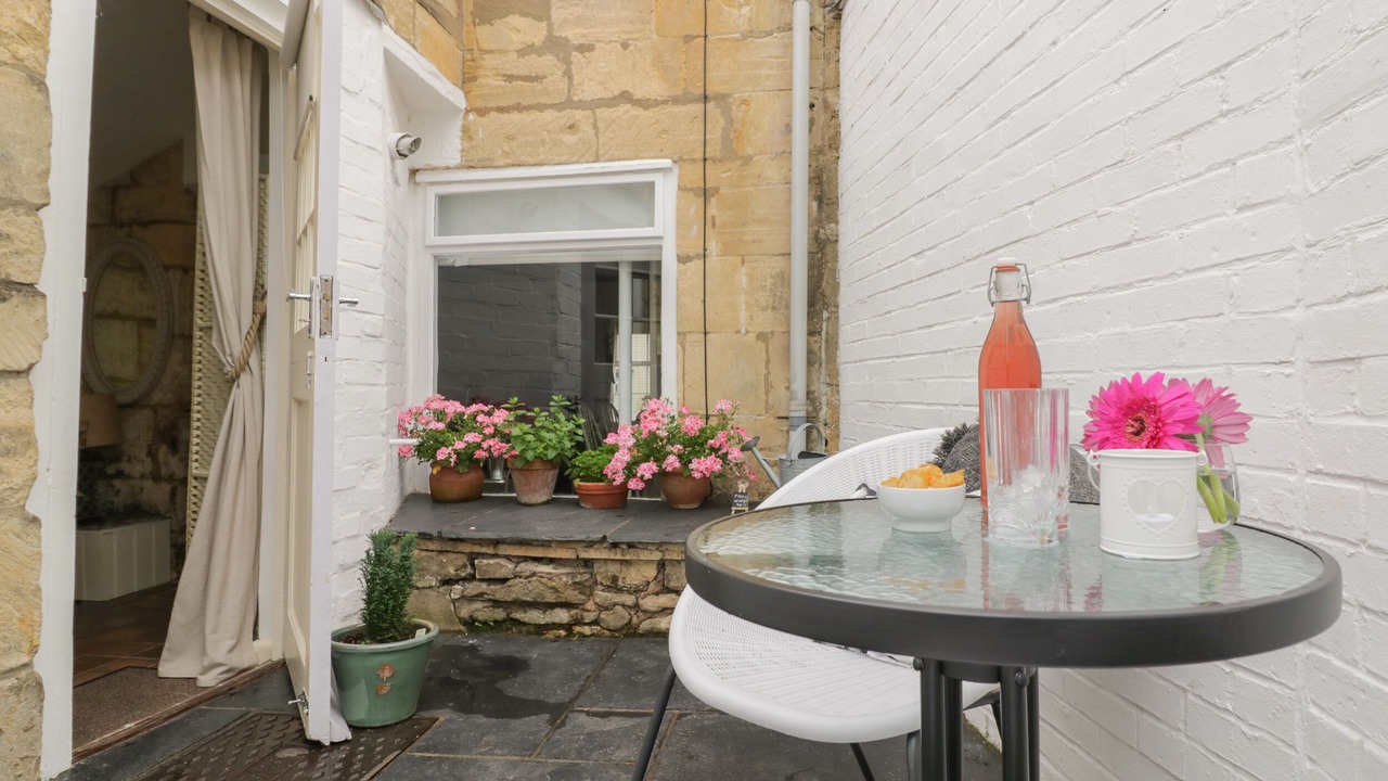 Photo of Patio Balcony in Winchcombe