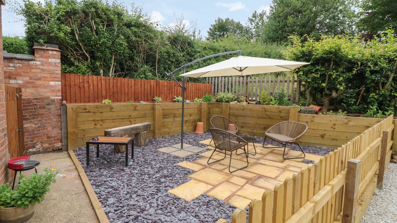 Photo of Patio Balcony in Abbots Bromley