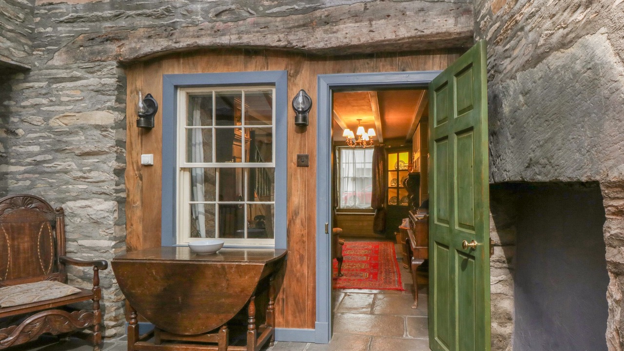 Photo of Patio Balcony in Whithorn