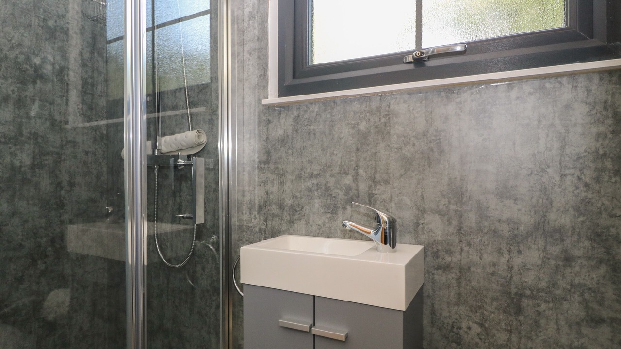 Photo of Others in Wing