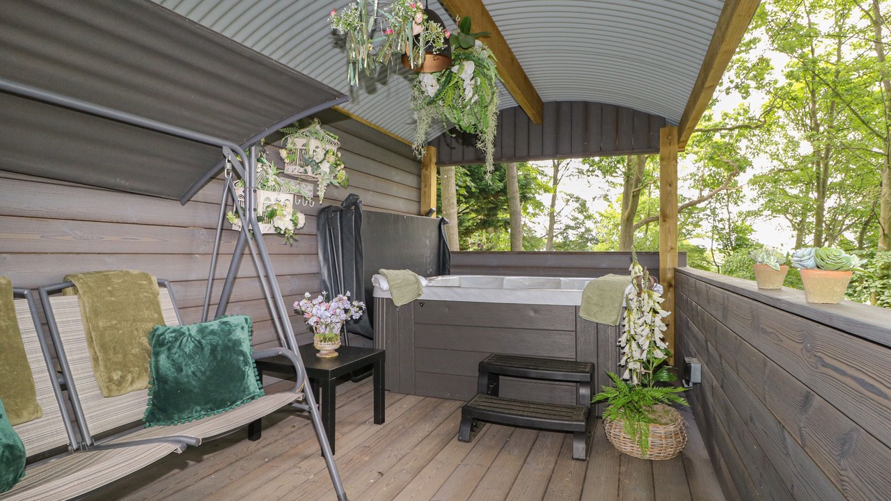 Photo of Others in Wing