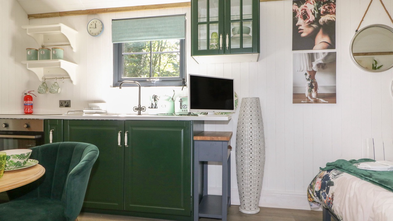 Photo of Others in Wing