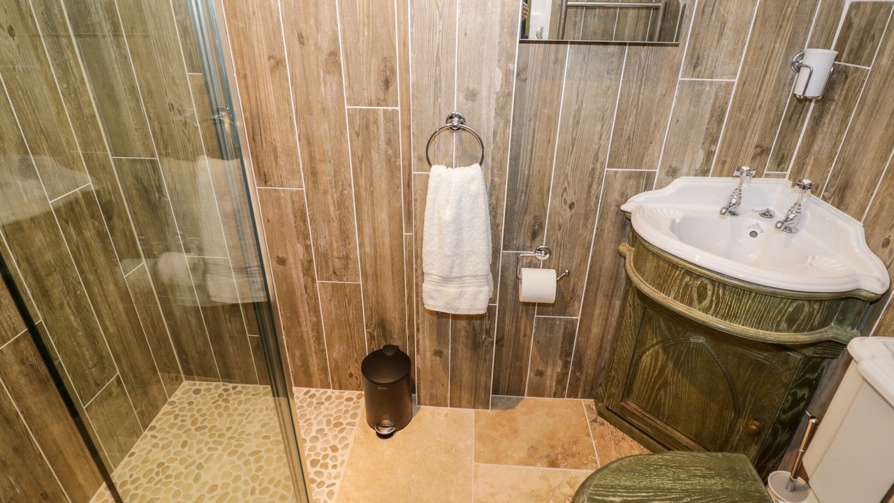 Photo of Bathroom in Tewkesbury