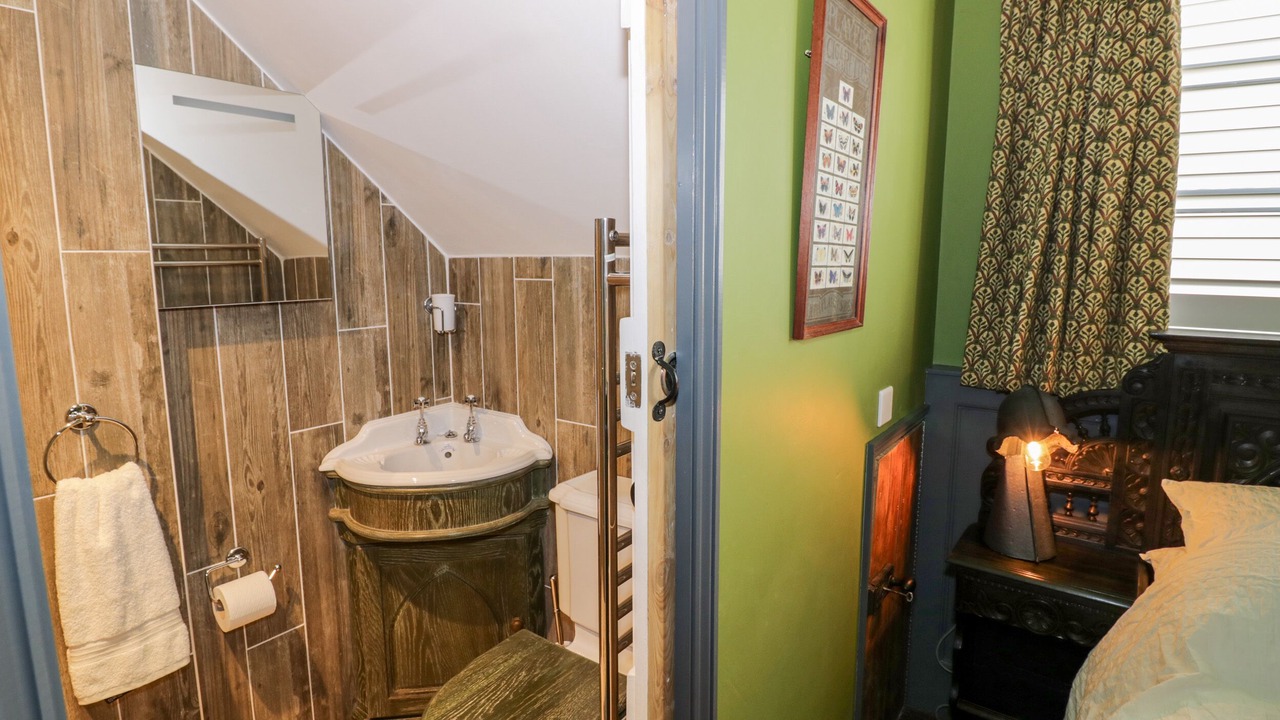 Photo of Others in Tewkesbury