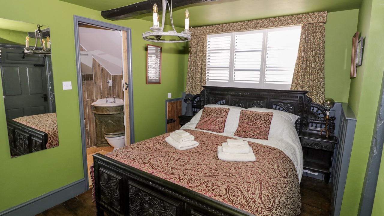 Photo of Others in Tewkesbury