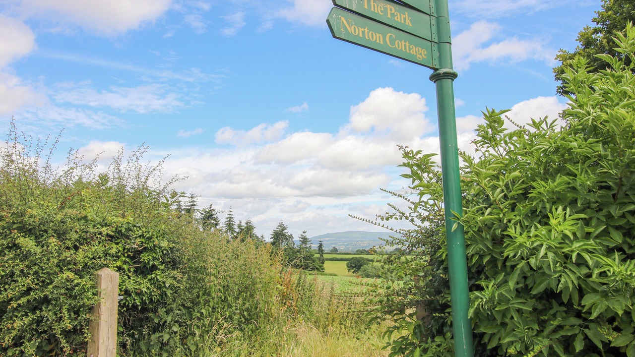 Photo of Others in Onibury