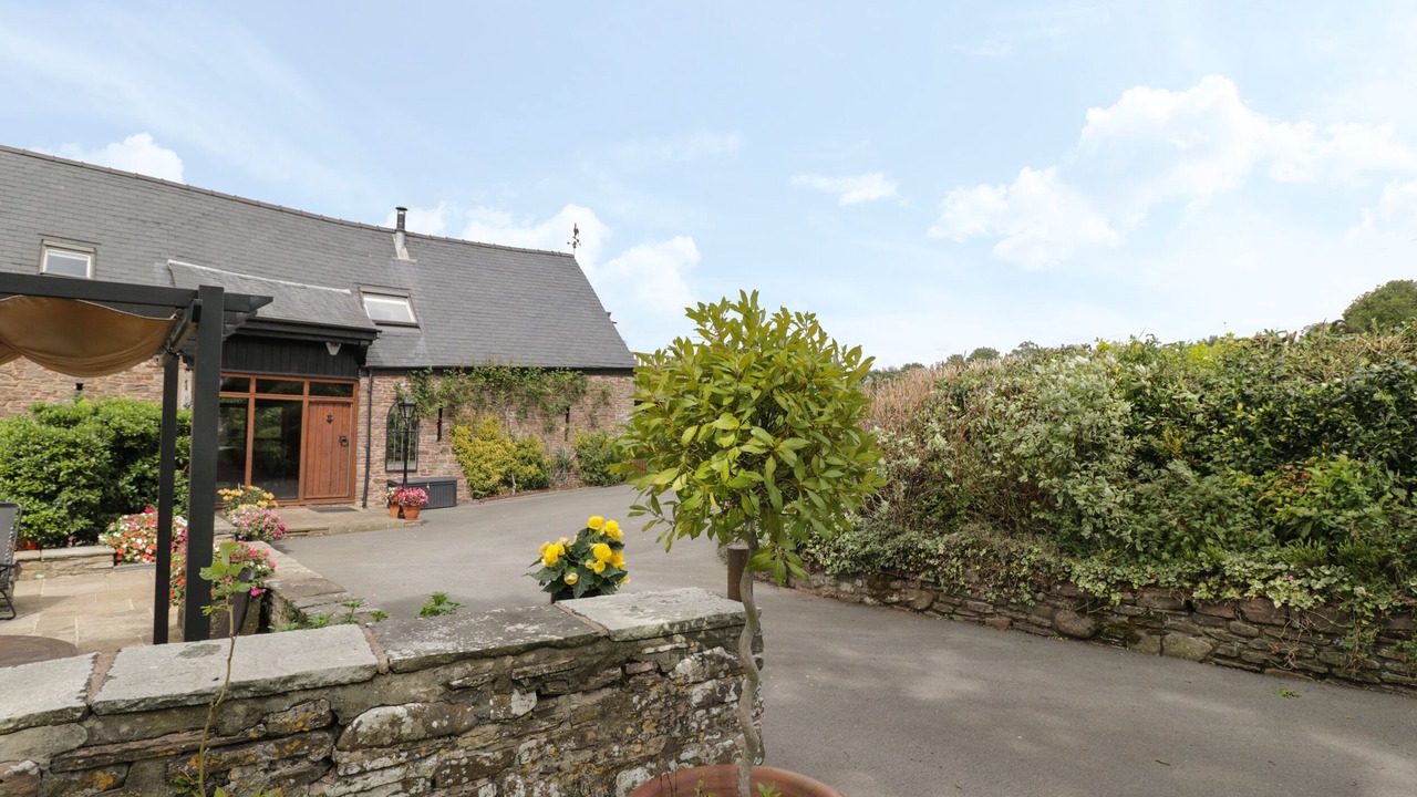 Photo of Others in Llantilio Pertholey