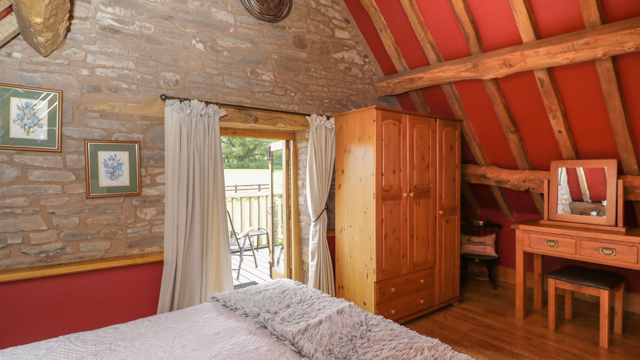 Photo of Others in Llantilio Pertholey