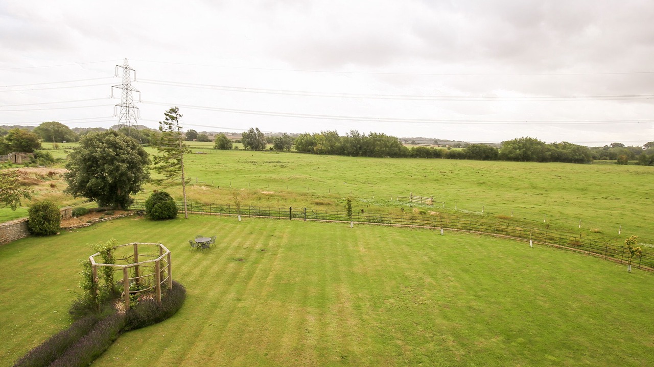 Photo of Others in South Leigh