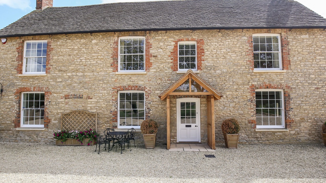 Photo of Others in South Leigh