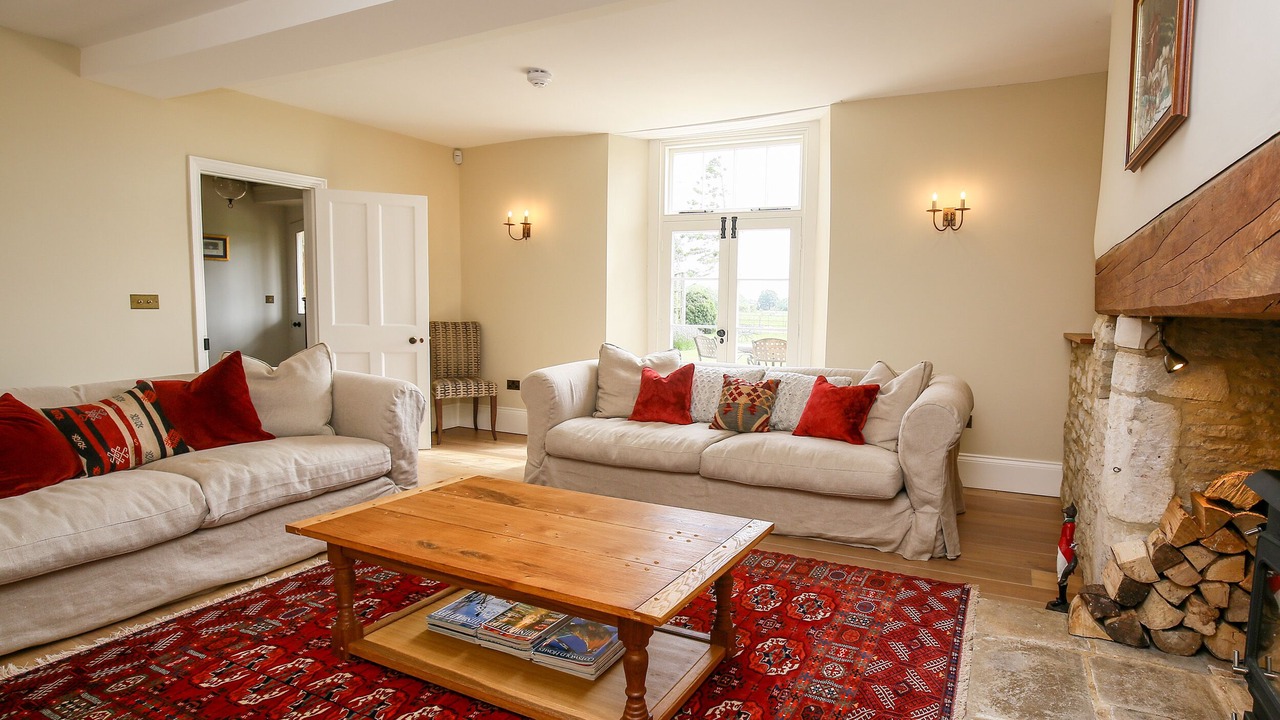 Photo of Others in South Leigh