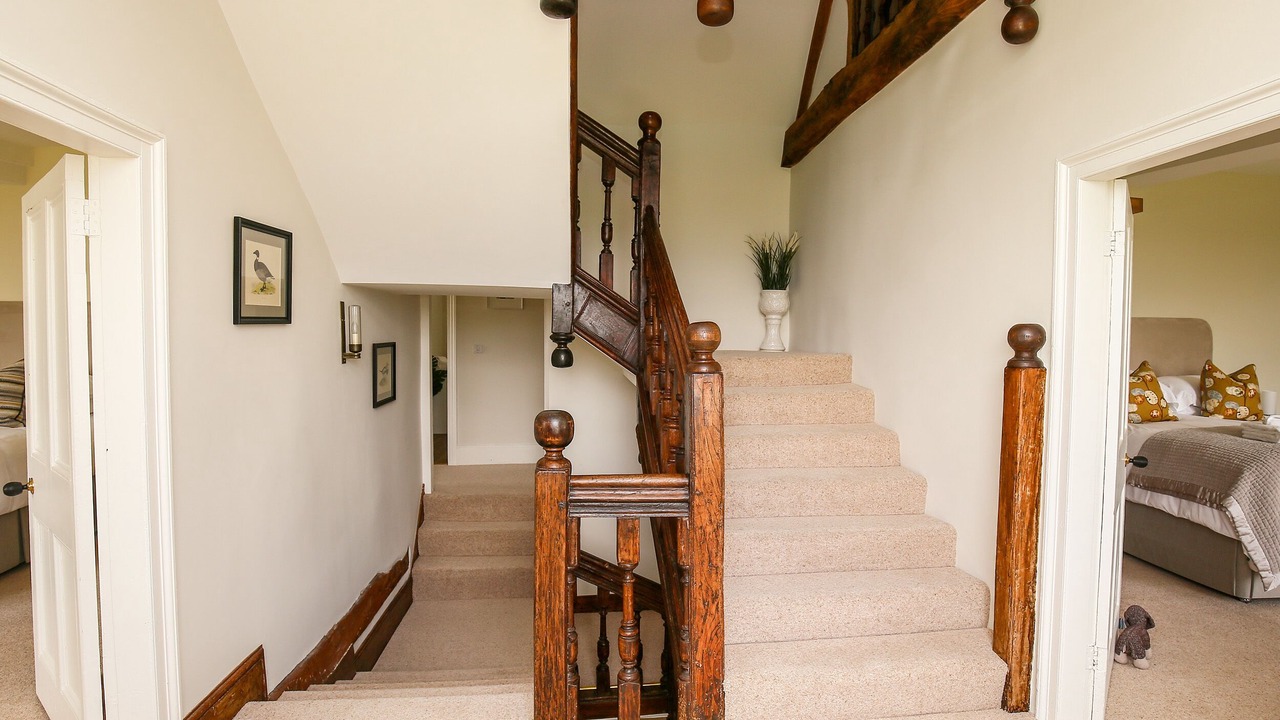 Photo of Others in South Leigh