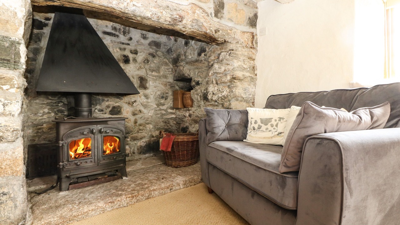 Photo of Bedroom in Helford Passage