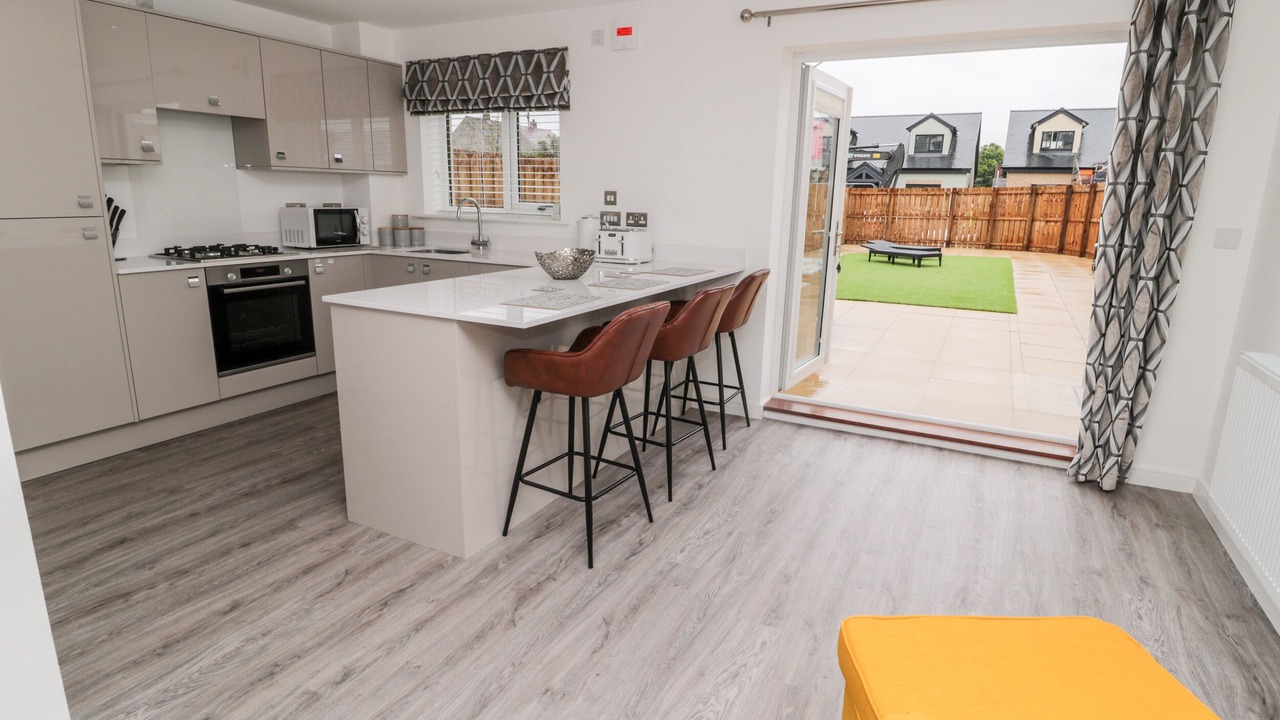 Photo of Others in Amble