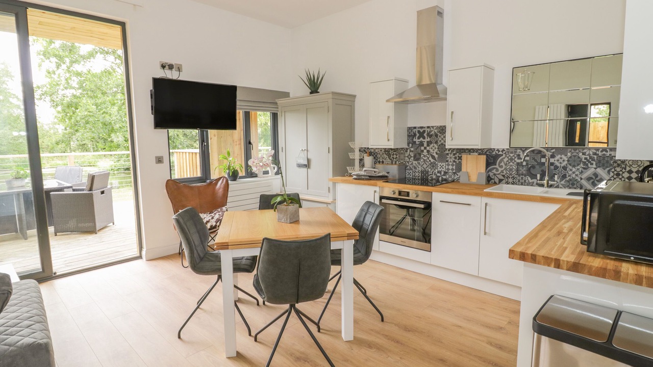 Photo of Others in Weston under Penyard