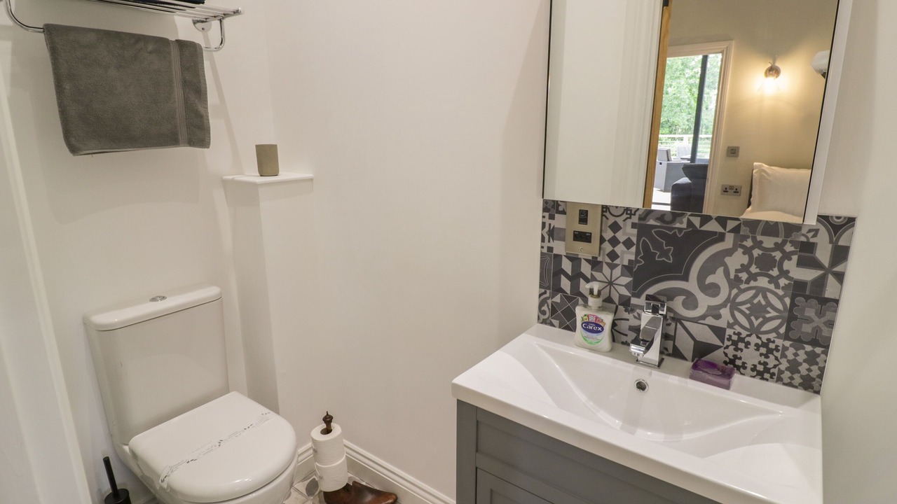 Photo of Others in Weston under Penyard