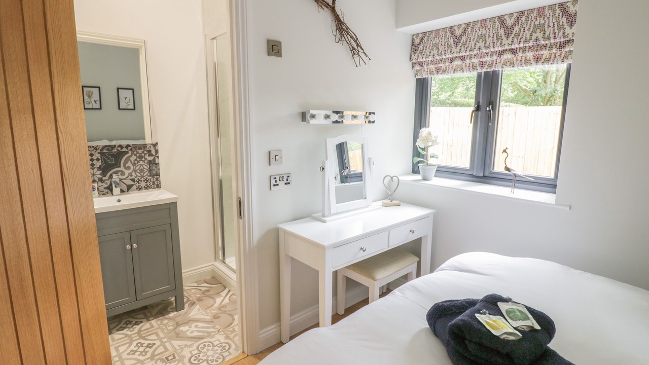 Photo of Others in Weston under Penyard