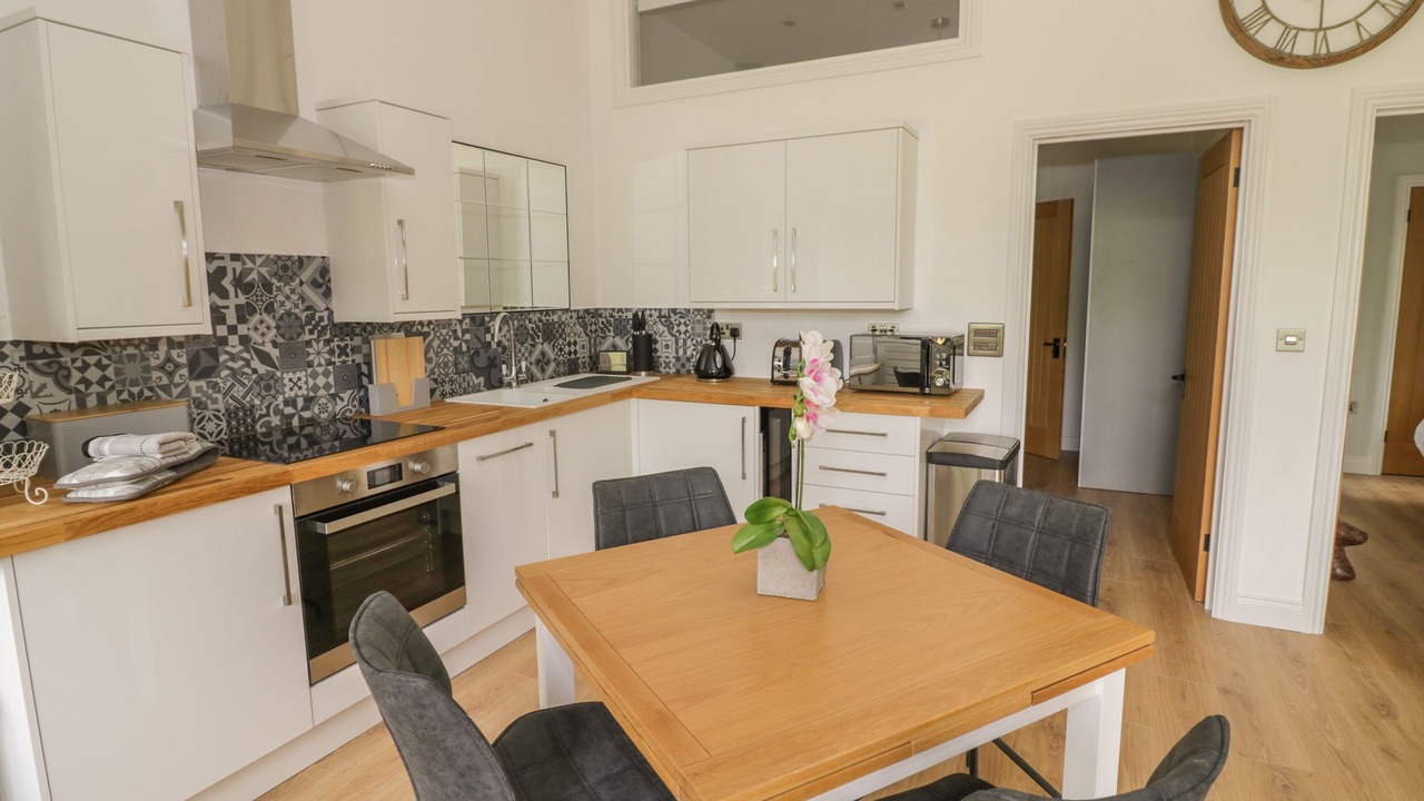 Photo of Others in Weston under Penyard