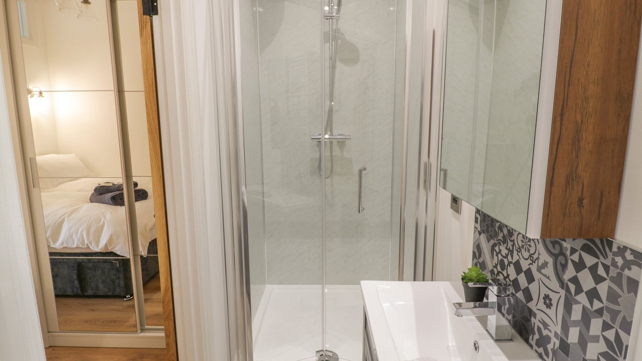 Photo of Others in Weston under Penyard