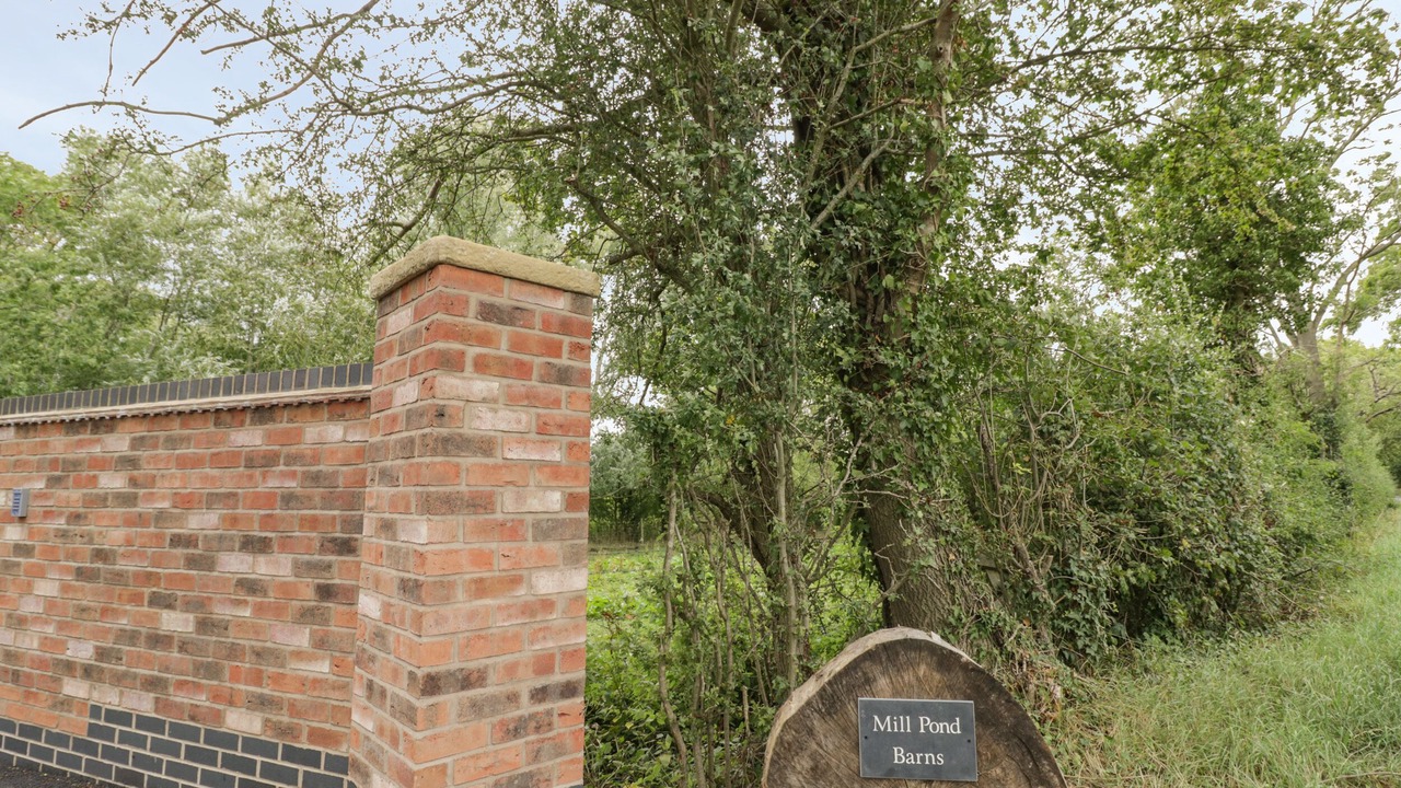 Photo of Others in Weston under Penyard